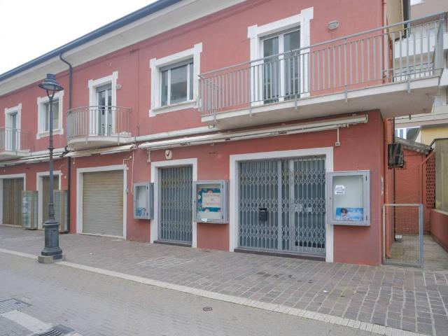 Palazzo in vendita a Marche, Pesaro E Urbino