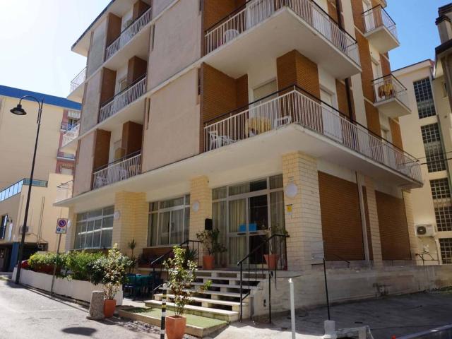 Palazzo in vendita a Marche, Pesaro E Urbino