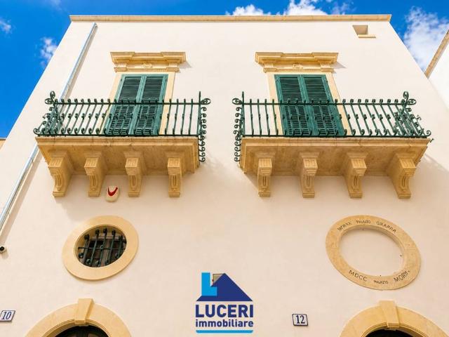 Palazzo in vendita a Puglia, Lecce