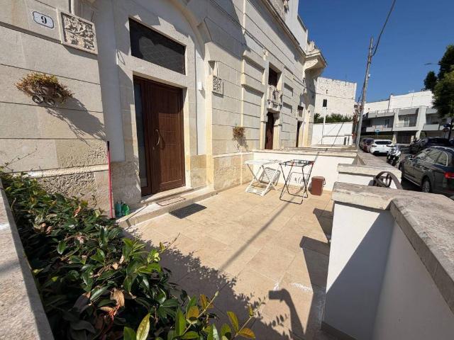 Palazzo in vendita a Puglia, Lecce