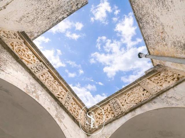 Palazzo in vendita a Puglia, Lecce