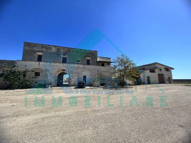Palazzo in vendita a Puglia, Lecce
