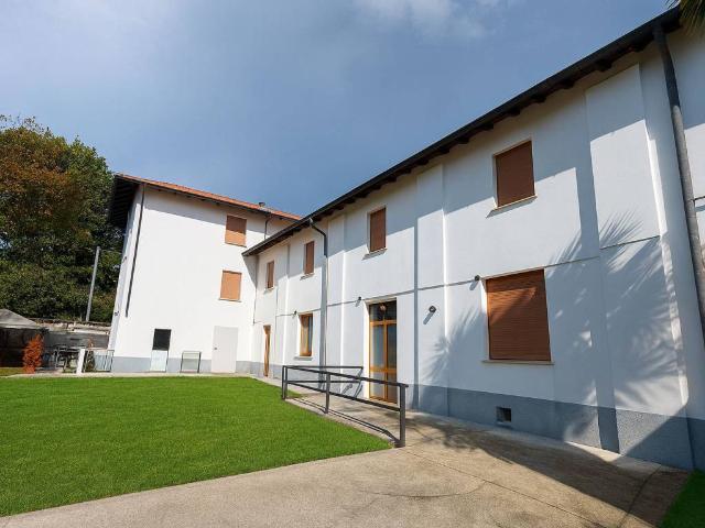 Palazzo in vendita a Bettolino, Gallarate