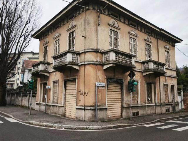 Palazzo in vendita a Centro, Gallarate