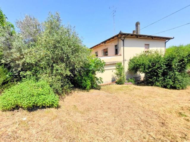 Palazzo in vendita a Unione dei Comuni Circondario dell'Empolese Valdelsa, Gambassi Terme