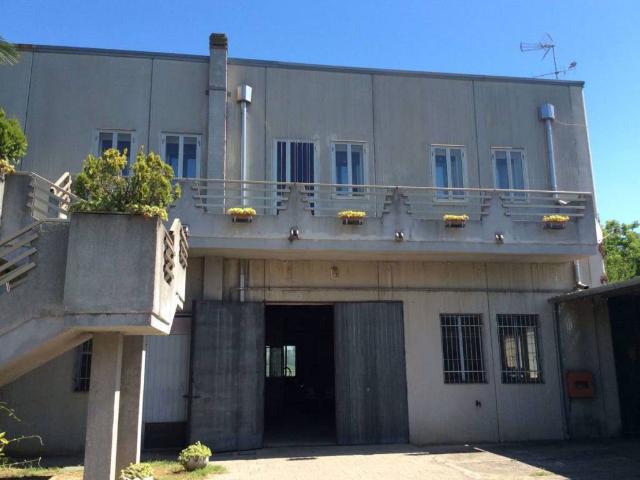 Palazzo in vendita a Gavello, Veneto