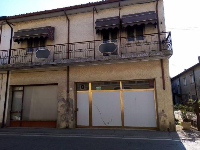 Palazzo in vendita a Gavello, Veneto