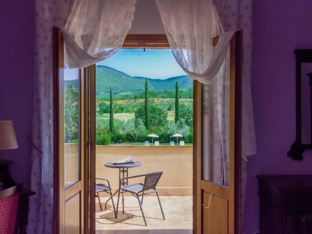 Rustico in vendita a Bivio Di Ravi, Toscana