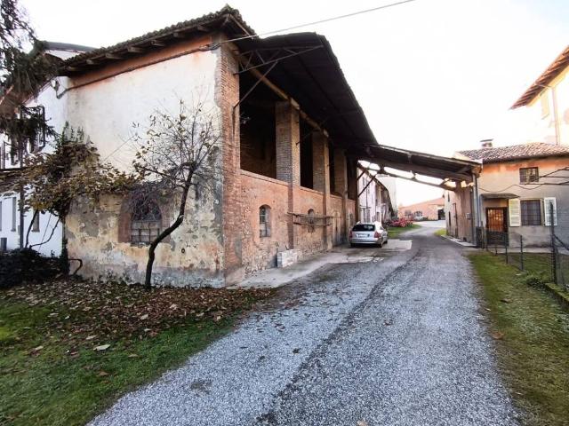 Palazzo in vendita a Gazzola, Reggio Emilia