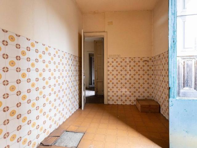 Palazzo in vendita a Macchia, Giarre