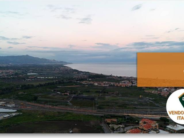 Palazzo in vendita a Giarre, Sicilia