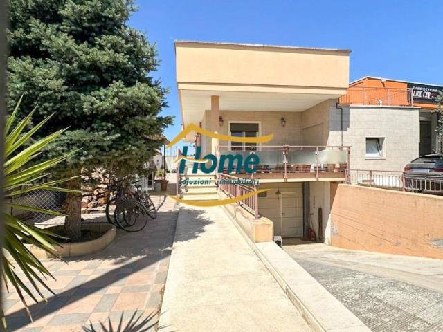 Palazzo in vendita a Puglia, Bari