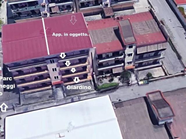 Palazzo in vendita a Giugliano In Campania, Napoli