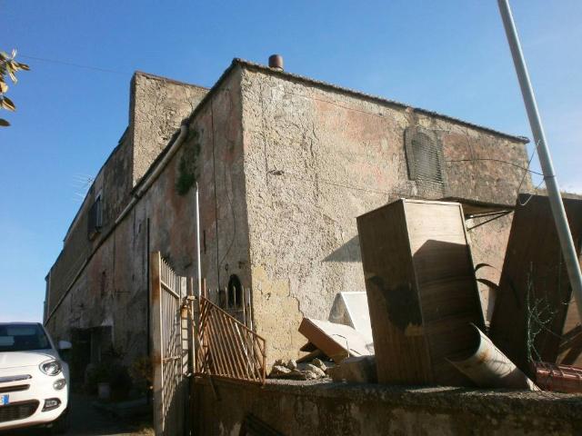 Palazzo in vendita a Canosa, Giugliano In Campania