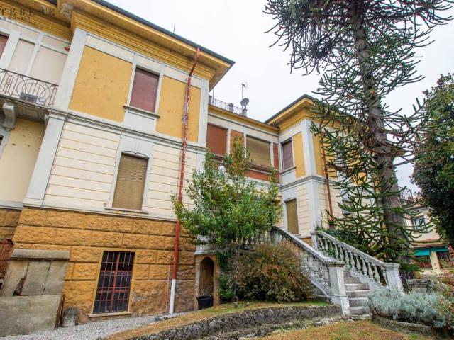 Palazzo in vendita a Golasecca, Lombardia