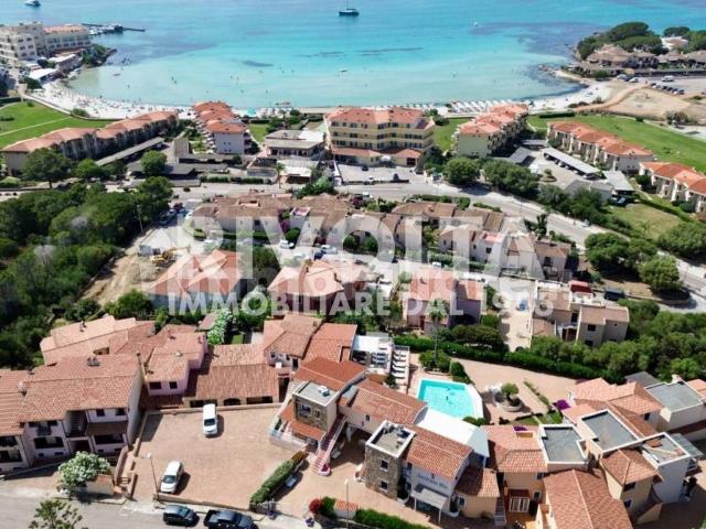 Palazzo in vendita a Baia Caddinas, Golfo Aranci