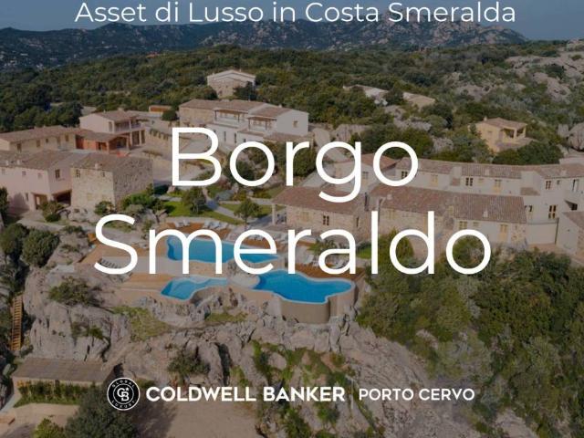 Palazzo in vendita a Baia Caddinas, Golfo Aranci