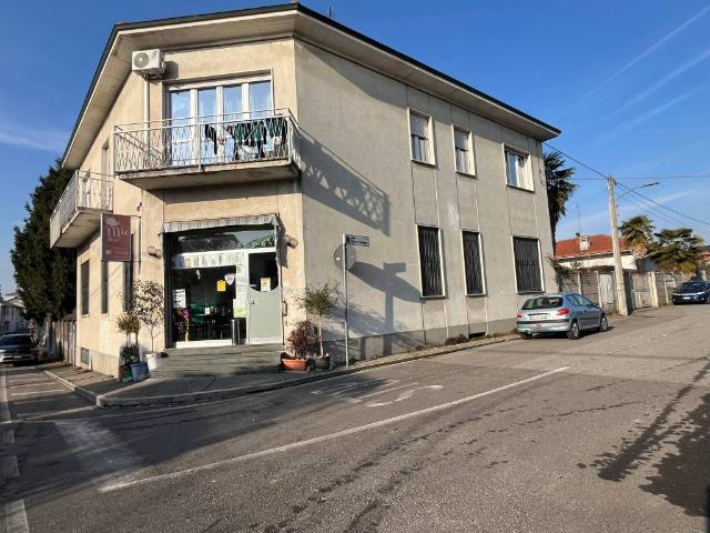 Palazzo in vendita a Prospiano, Gorla Minore