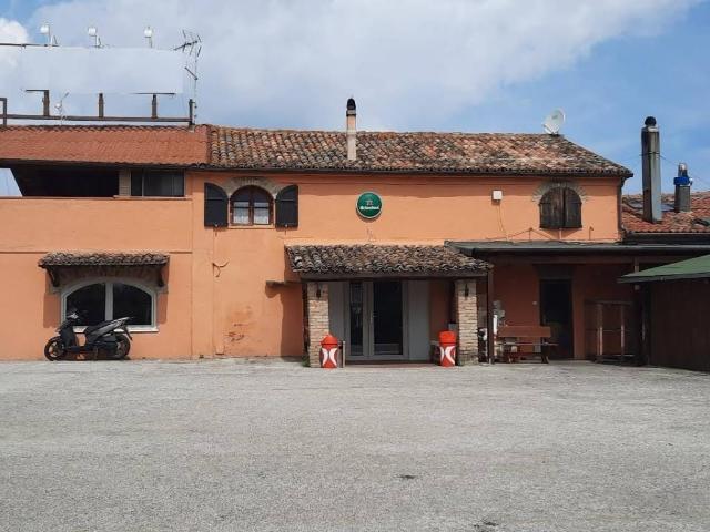 Palazzo in vendita a Marche, Pesaro E Urbino