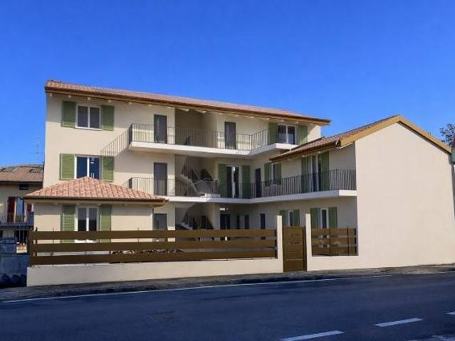 Palazzo in vendita a Grassobbio, Lombardia