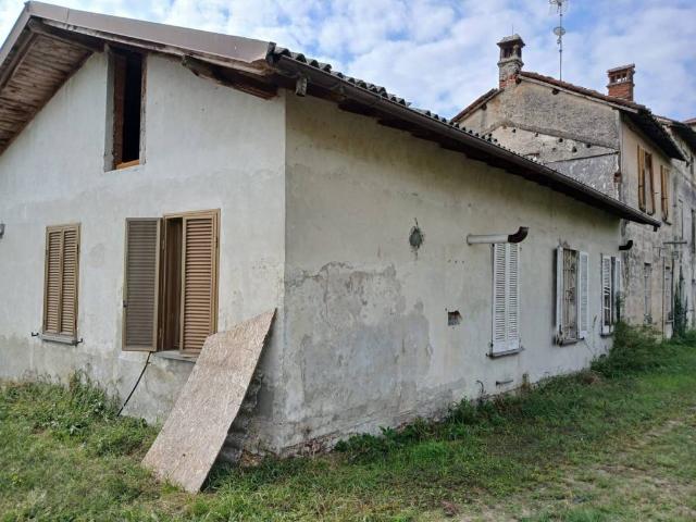 Palazzo in vendita a Gravellona Lomellina, Lombardia
