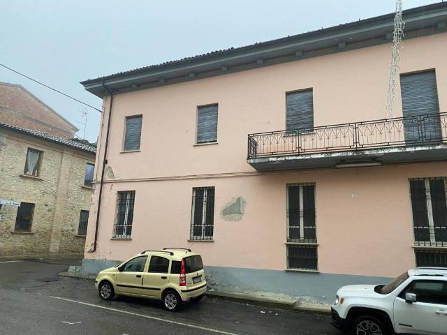 Palazzo in vendita a Gropparello, Reggio Emilia