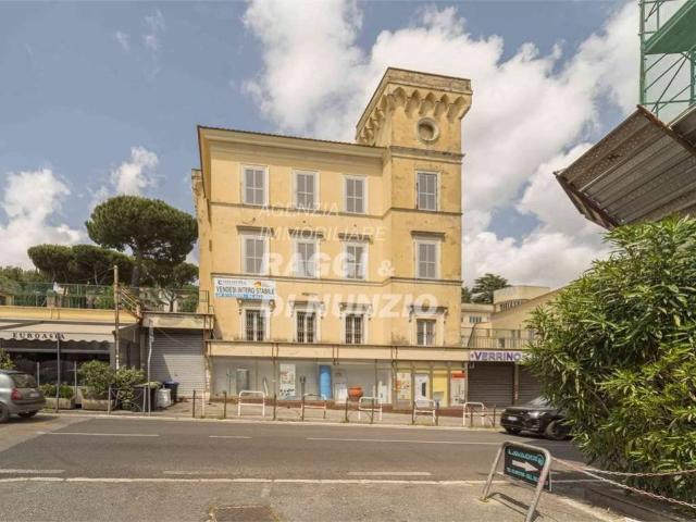 Palazzo in vendita a Roma Capitale, Lazio