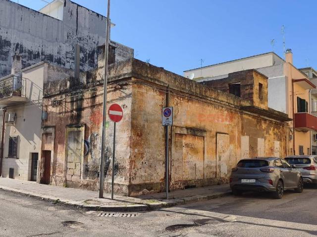 Palazzo in vendita a Puglia, Taranto