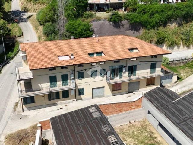 Palazzo in vendita a Marche, Ascoli Piceno