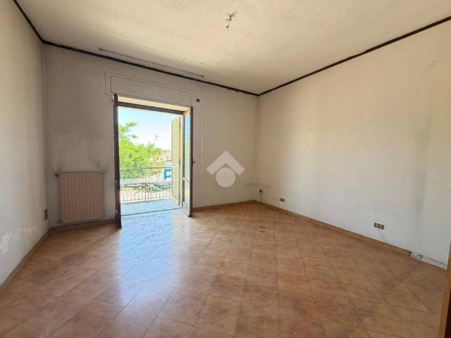 Palazzo in vendita a Zona Maddalena, Grumo Nevano