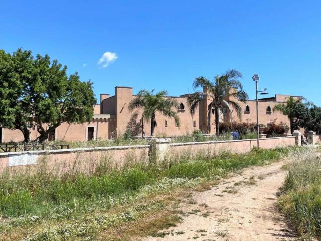 Palazzo in vendita a Puglia, Lecce