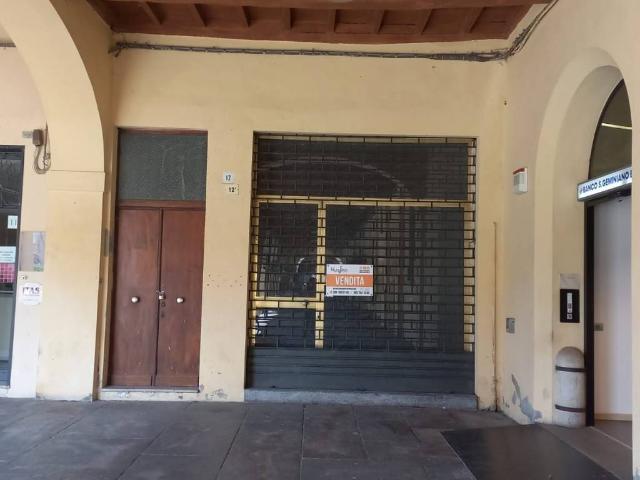 Palazzo in vendita a Bassa Reggiana, Re