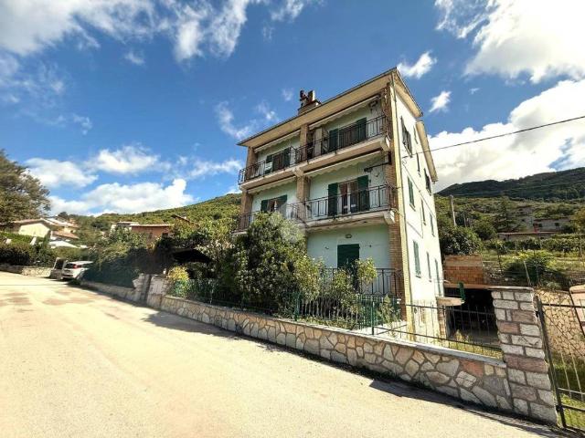 Palazzo in vendita a Monteleto, Gubbio
