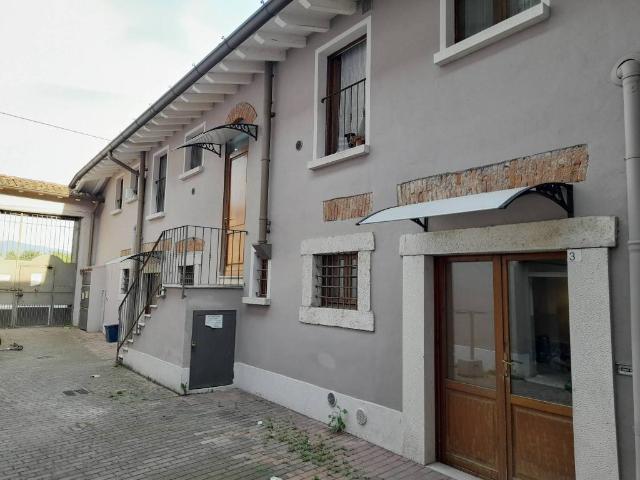 Palazzo in vendita a Sale, Gussago