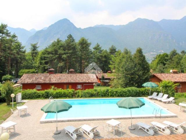 Palazzo in vendita a Comunità montana della Valle Sabbia, Idro