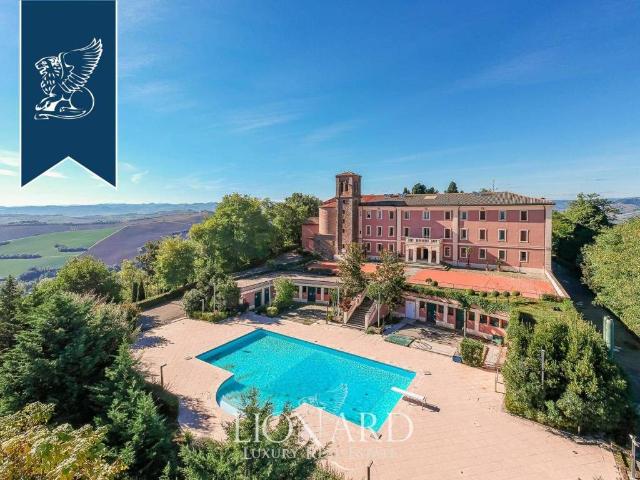 Palazzo in vendita a Nuovo Circondario Imolese, Imola