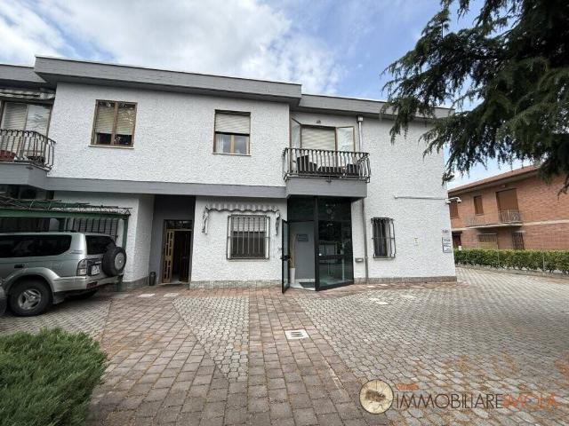 Palazzo in vendita a Nuovo Circondario Imolese, Imola
