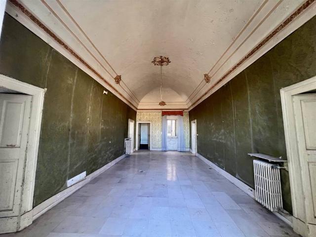 Palazzo in vendita a Irsina, Basilicata