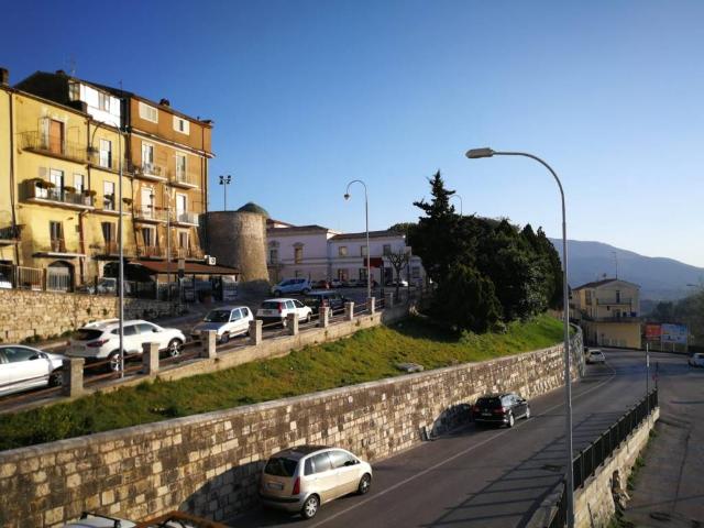 Palazzo in vendita a Isernia, Molise