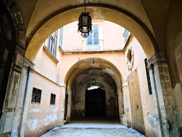 Palazzo in vendita a Ispica, Ragusa