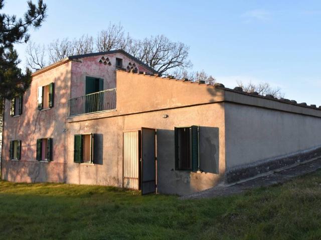 Palazzo in vendita a Jelsi, Molise