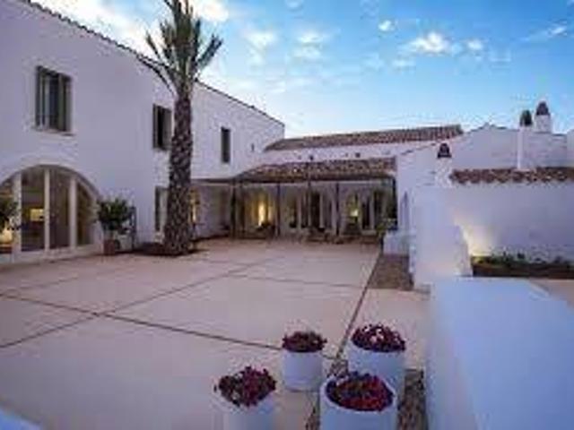 Palazzo in vendita a Sardigna/Sardegna