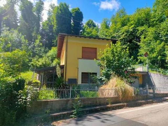 Palazzo in vendita a Unione dei comuni del Frignano, Lama Mocogno