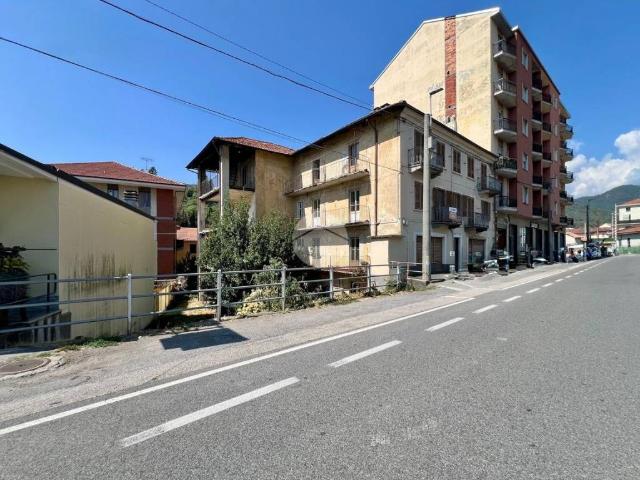 Palazzo in vendita a Unione Montana di Comuni delle Valli di Lanzo, Ceronda e Casternone, Piemonte