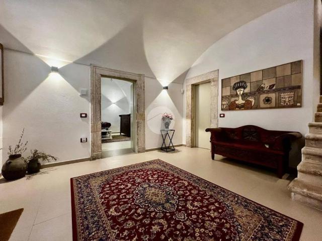 Palazzo in vendita a Torretta, Tornimparte