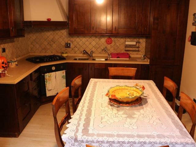 Palazzo in vendita a San Martino a Gangalandi, Lastra A Signa