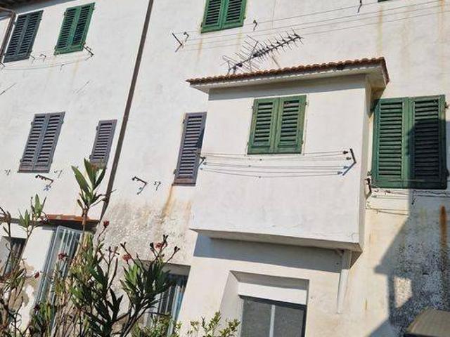Palazzo in vendita a Lastra A Signa, Toscana