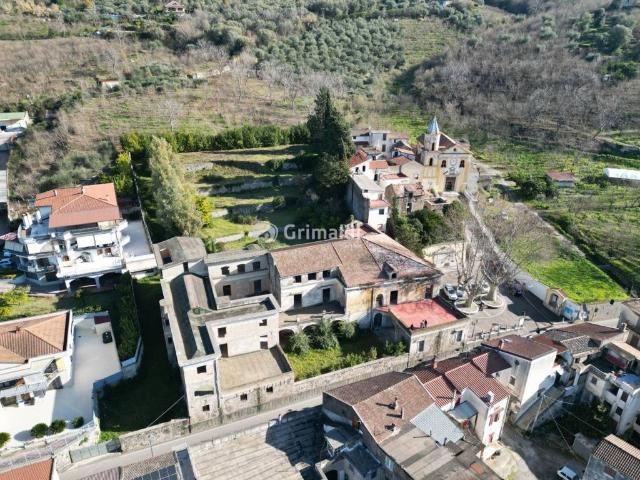 Palazzo in vendita a Lauro, Campania