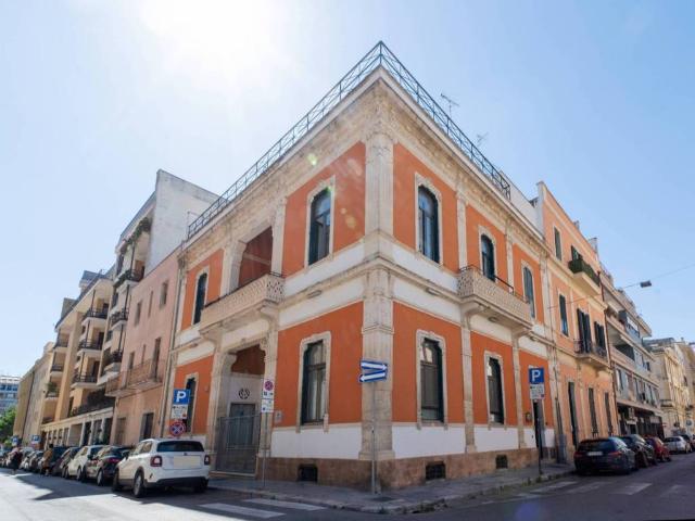 Palazzo in vendita a Puglia, Lecce