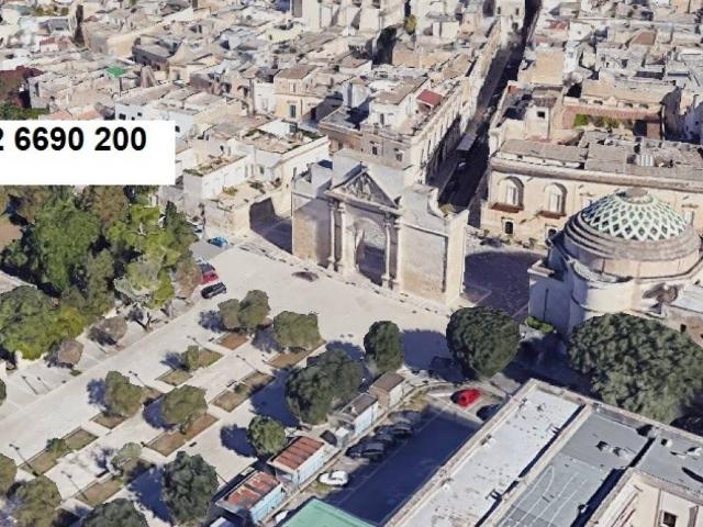 Palazzo in vendita a Puglia, Lecce